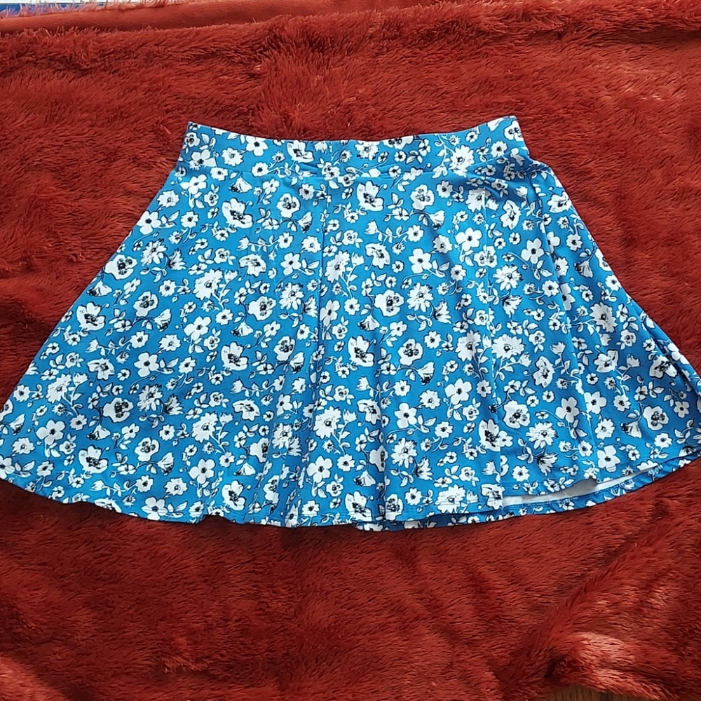 SO Skater Skirt